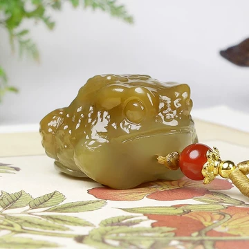 天然和田玉 碧玉 精細彫刻 金蟾 置物 擺件 210×140×95mm 重3250g 和田玉三足金蟾吊坠☆手工雕刻金蟾饰品_本命佛总部