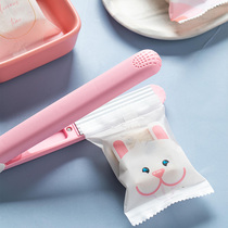 Mini portable sealing machine Hand-pressed nougat moon cake bag Plastic snack packaging bag Sugar paper electric sealing bag machine