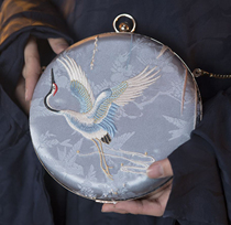 An Geng｜Heming crane embroidered mouth gold bag womens bag shoulder messenger bag Hanfu daily wild blue new product