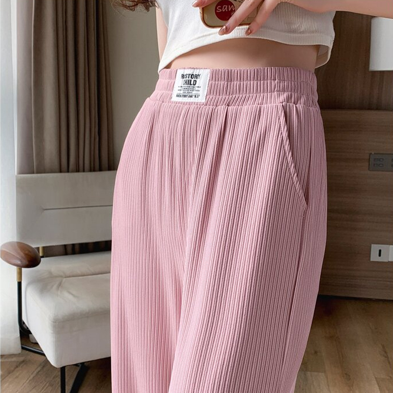 ピンクのアイスシルクパンツ女性の夏薄い狭いワイドレッグパンツ 2023 新しいハイウエストドレープストレートフロアモップパンツ