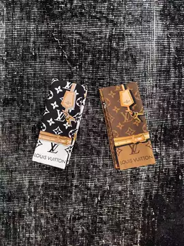 LV经典丝巾-LV经典丝巾促销价格、LV经典丝巾品牌- 淘宝