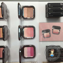 Spot Spanish KIKO three-color gradient blush blush with mirror magnetic buckle