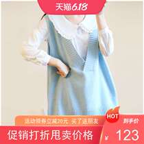 Pregnant women Spring knitted vest 2021 Spring and Autumn New Korean version of sweet doll collar bottoming shirt two-piece tide