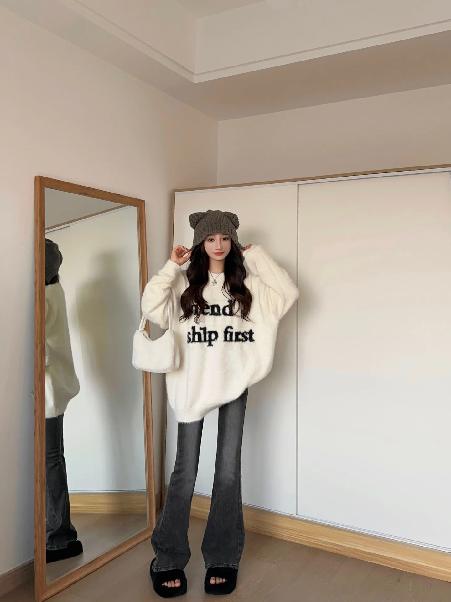 Loose and Lazy Style Long Sleeve Knitted 2023 Autumn and Winter New Korean Version Casual White Mink Fleece Soft Glutinous Sweater for Women