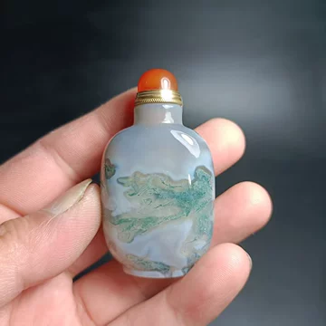 【天然瑪瑙鼻煙壺】玳瑁蓋座付 手彫り工芸 清風逸品 天然瑪瑙鼻煙壺】玳瑁蓋座付 手彫り工芸 清風逸品