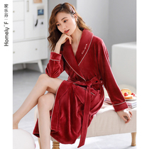 Sleeping Robes Lady Autumn Winter Winter Style long Coral Suede Thickened with Velvet Warm Island Suede Spring Autumn bathrobe morning robe