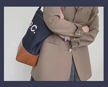 British canvas spelled cowhide multi-color heavyweight APC fashion street shoot wild shoulder bag Tote Bag tote bag for men and women