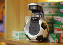 135 Football type film film camera Fool camera Travel sports compact model rinse film gift