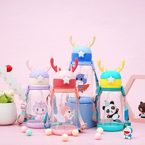 Cartoon antler childrens water cup Summer plastic cup Outdoor bouncing straw cup Cute student water cup for children