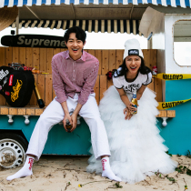 New movie themed wedding photo Wedding Photography Clothing Lovers write True Foreign View Brigade slapping Street Art Photo Gown Suit