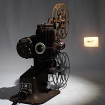 owe American antique 16mm 16 vintage movie machine projector