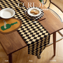 Yu Wu Ji (Corto) checkerboard high-grade luxury dining table decoration table flag 100 TV cabinet bed cover towel