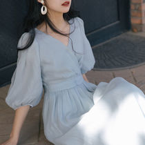 French first love sweet bubble sleeve fairy skirt Hepburn style dress 2021 new early autumn thin mid-length skirt