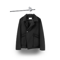COMMON DIVISOR wand geometric multi-pocket structure cut loose lamb jacket