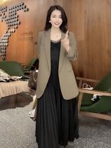 Suit set women 2021 early autumn new high-end retro chic fried street small suit pleated skirt two-piece set