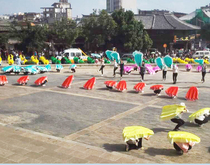 Shengshi Hua Kai dance props peony large petals sports games admission props petals childrens performance stage flower fan
