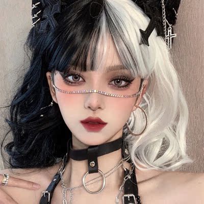 taobao agent Wig female short hair Halloween COS black and white double color yin yang head short hair personality fashion naturally full head