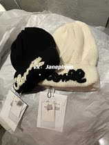 cha little fragrant Pearl hook pullover wool knitted cold hat Foundation streamlined black and white gentle elegant foreign style