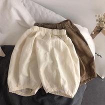 Summer new Korean childrens swimsuit solid color linen pants baby bloomers cotton and hemp five-point pants trend
