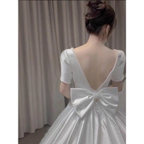 Satin wedding dress 2020 new bride French simple retro Hepburn wind tailing small man temperament gauze 2021