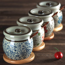 And the wind season season season flavor cans retro salt tank pork pork pork powder cans kitchen ceramic oil chili cans
