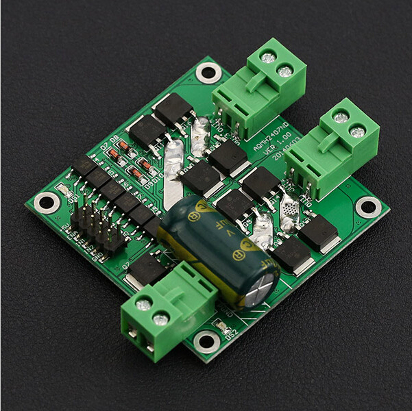 DFRobot produces the 12 24V 7A 160W dual DC motor drive module DRI0041
