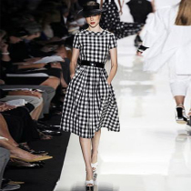 2022 Summer New Europe Station Black & White Thousand Birds Plaid slim and famous Daily Liondress Dress Banquet Dresses women
