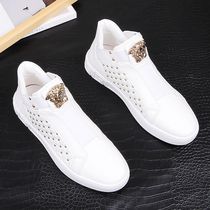 Europe Station 2021 Spring Summer Season 100 Hitch Fashion Personality Rivets Small White Shoes Mens Thick Bottom Inner Heightening Board Shoes Sneakers