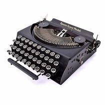 Capital key Remie scout model portable typewriter Remington Vtg antique work ornaments living room