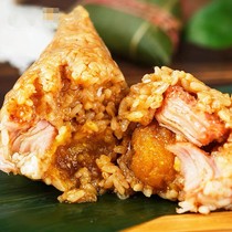 Jiaxing 5 Fangzhai egg yolk pork dumplings 200 grams 2 pieces into vacuum packaging leisure delicious salty special price
