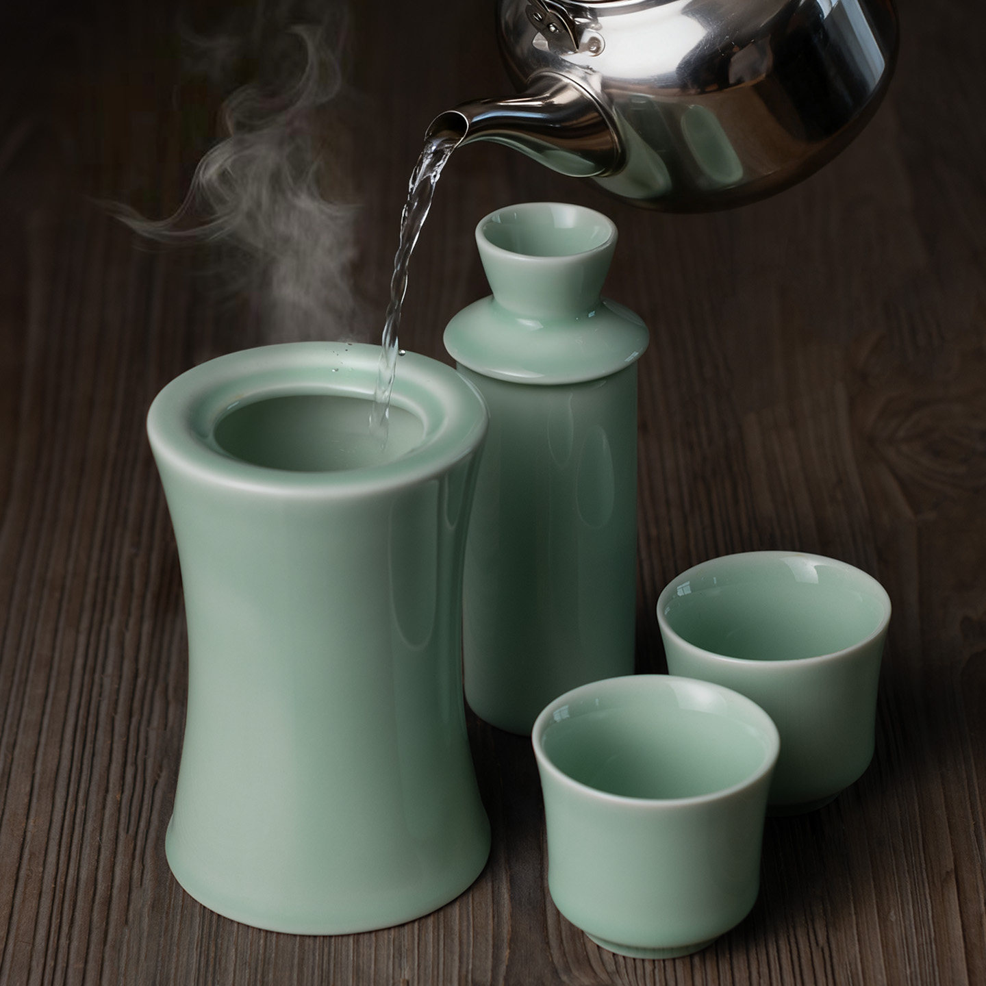 付け染めう(青花瓷酒壶） 名品】青華紅彩三友文飾壺（銀泉窯）三浦晃禎