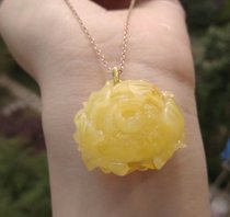 Beautiful * Pure natural chicken oil yellow beeswax peony big pendant * support re-inspection