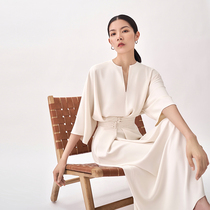 SUK spring breeze Shili national style handmade plate buckle 2021 summer white v-neck dress retro high-end long skirt