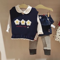 South Korea small childrens clothing 21 autumn new girl baby navy blue Foreign Air wooden ear small vest vest waistcoat