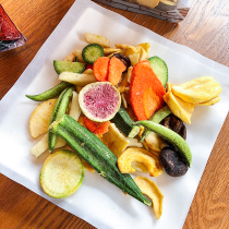 10 kinds of fruits and vegetables South Gate Grandpa fruits and vegetables dried fruits crisp slices Ready-to-eat freeze-dried vegetables dried non-fried 120g