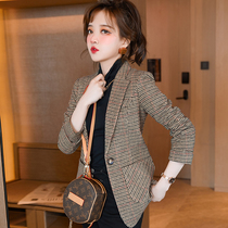 Plaid blazer womens spring and autumn 2021 autumn and winter New Korean casual fried street small man thick padded suit jacket