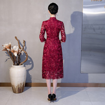 Wedding mother dress 2021 spring and autumn lace long Noble hi mother-in-law wedding banquet dress cheongsam dress Young