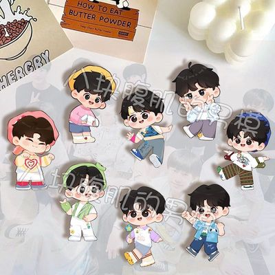 taobao agent TF family third -generation brooches Q version Zhu Zhixin Su Xinhao Zuo Hang Zhang Zeyu badge ornament gift collection