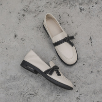 Square head womens shoes Autumn single shoes Flat flat pedal lazy shoes Soft-soled loafers Bow gentle wind small leather shoes