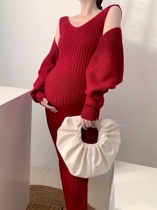 Pregnant women set 2021 autumn and winter New retro sexy design sense goddess fan knitted dress tide mother two-piece set