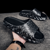 Mens slippers mens summer 2022 new trends outside wearing anti-slip and abrasion-proof sandals mens beach cool tug