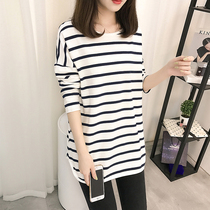 Pregnant women T-shirt Cotton Spring and Autumn long sleeve top Korean version of long size loose autumn stripes pregnant womens base shirt
