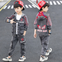 Childrens clothing boys spring clothing suit 2022 new CUHK Scout Handsome Gas Spring Autumn Season Boy Denim Three Sets Tide