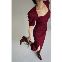 Guofeng new Chinese style womens burgundy square collar engagement young modified cheongsam dress womens summer 2022 model