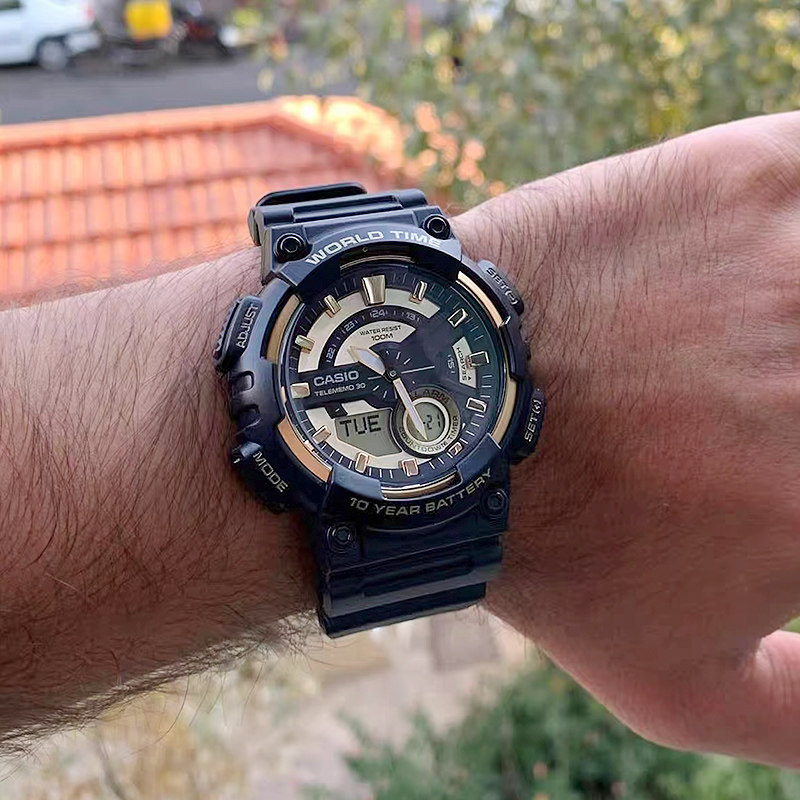 卡西欧黑金手表男黑武士双显指针复古运动防水石英表aeq-110bw-9a