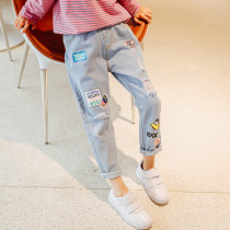 Tide brand girl fashionable jeans 2021 new middle and big children Foreign style Korean pants childrens wear hole casual pants