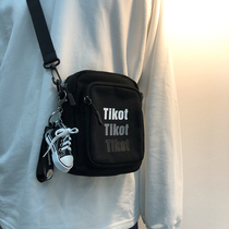Japanese alphabet printed shoulder bag mens ins tide small bag Korean trend Joker shoulder bag mens canvas bag women