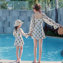 Hot spring new parent-child swimsuit mother and daughter family dress split thin long sleeves sunscreen girls student dress big children swimsuit