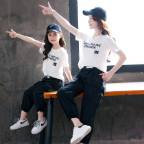 Online Red Kiss Suit Mother Woman Dress 2022 New Tide CUHK Child Short Sleeve Girl Dress Foreign Air Two Sets
