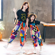 Different parenting suit 2022 Summer new thin girl Fashion geometric pattern Mother woman dress trendy baby